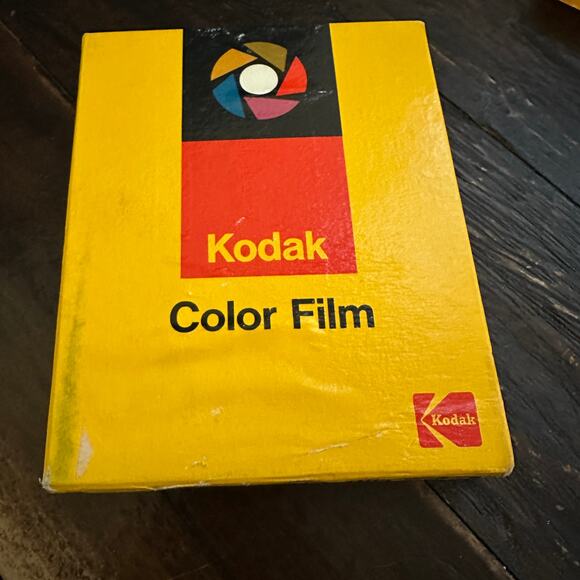 Kodak Vericolor S Color Film 4105 4x5 Sheet Film – Exp Sept 1975 - Picture 1 of 3